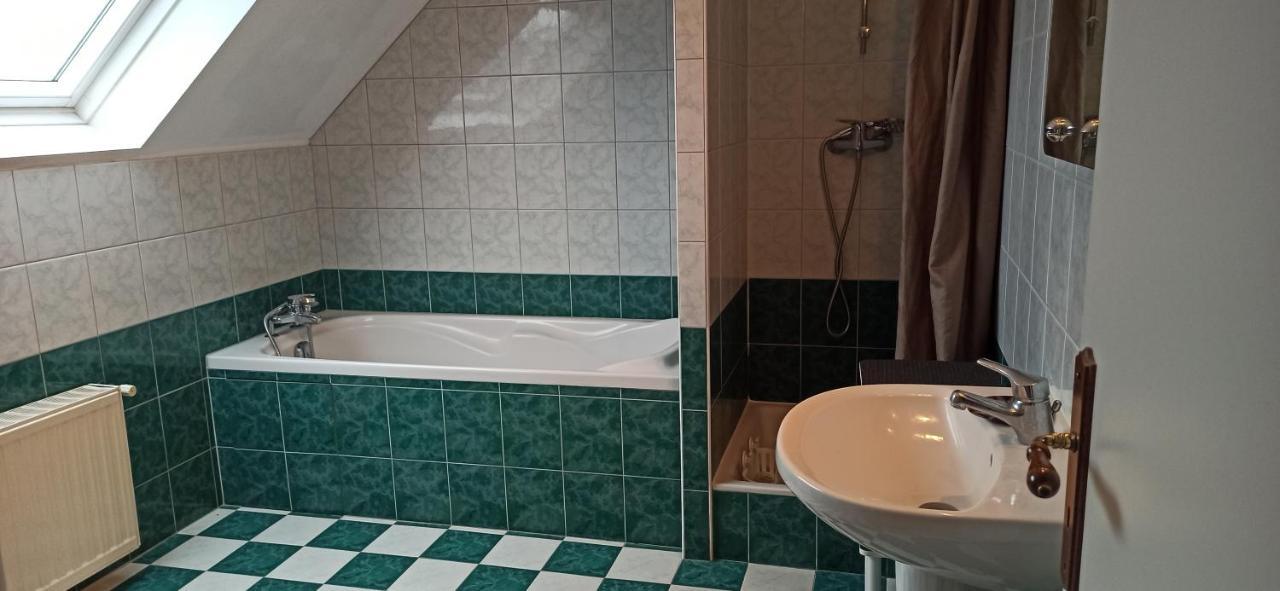 Appartement en bord de mer 40 m2, 2 personnes Étables Buitenkant foto